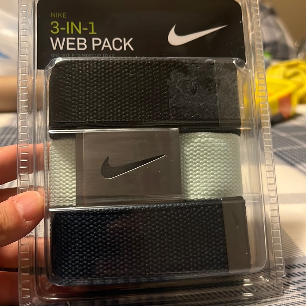 NIKE BELTS